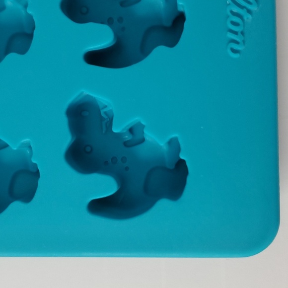 Set of 2 Silicone Molds - Picture 3 of 3